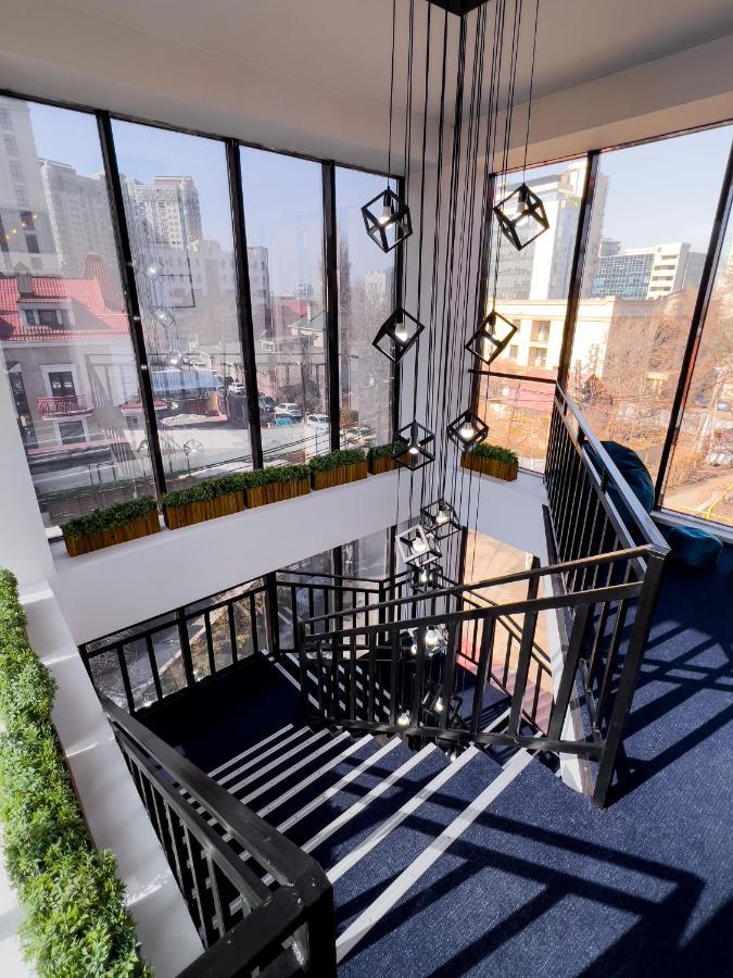 אלמטי Keremet Hotel מראה חיצוני תמונה