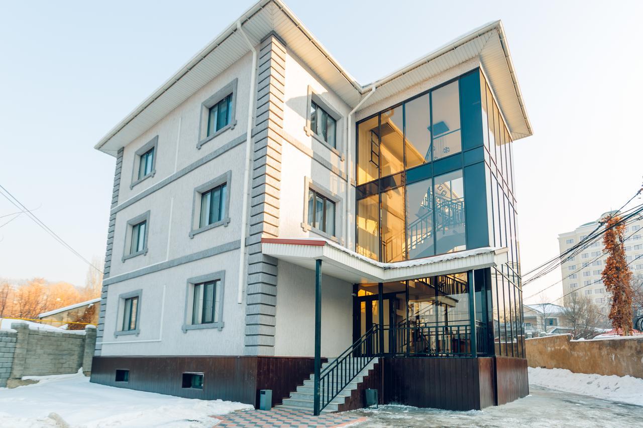 אלמטי Keremet Hotel מראה חיצוני תמונה